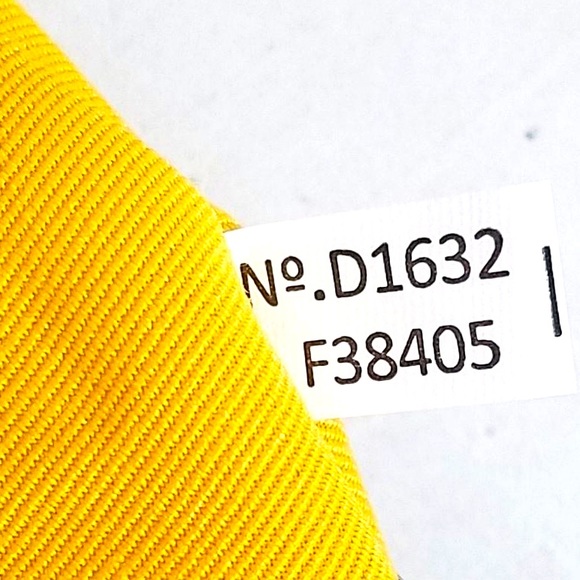 Coach Varsity City Zip Tote in Chalk Signature Print w/Orange&Yellow Stripe NWOT - Picture 12 of 15